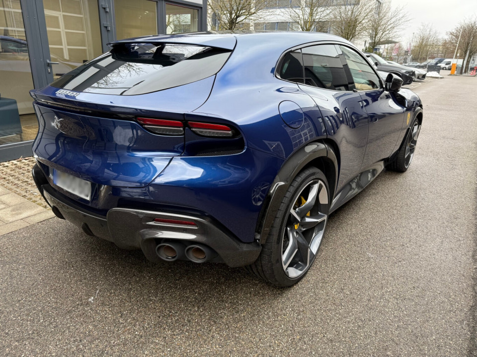 Ferrari Purosangue külső fotó