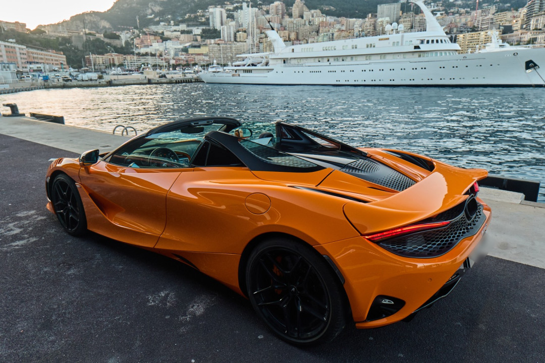 McLaren 750S Spider külső fotó
