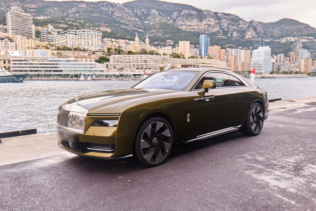 Rolls-Royce Spectre külső fotó